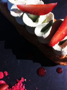 Un déssert délicieux du restaurant le Carré d'Art à Nîmes