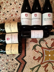 Quelques bouteilles de vins du restaurant le Carré d'Art à Nîmes